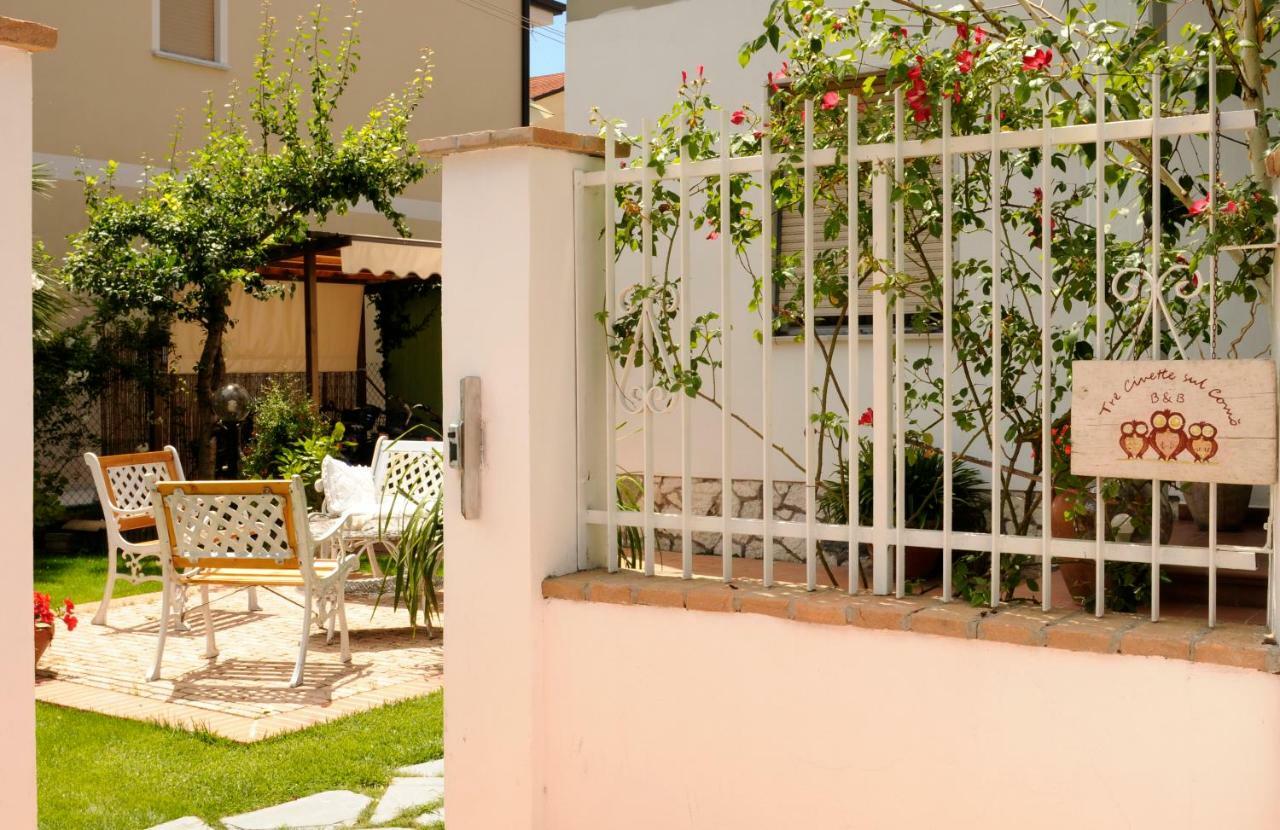 Bed and Breakfast Tre Civette Sul Como Marina di Massa Exterior foto